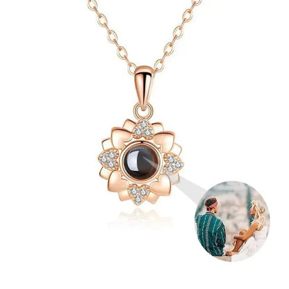 Collar con Proyección de Foto