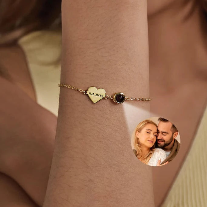 Pulsera con Proyección de Foto y Placa Personalizada